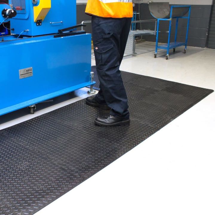 Dalle anti-fatigue premium surface en tôle diamant, DECKPLATE CONNECT