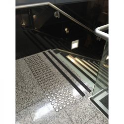 Lot de 25 clous podotactiles en inox 316