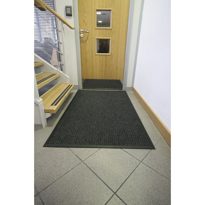 Tapis d’entrée ultra-absorbant à surface gaufrée  à partir de 45,00 € dans notre gamme de Tapis d'entrée