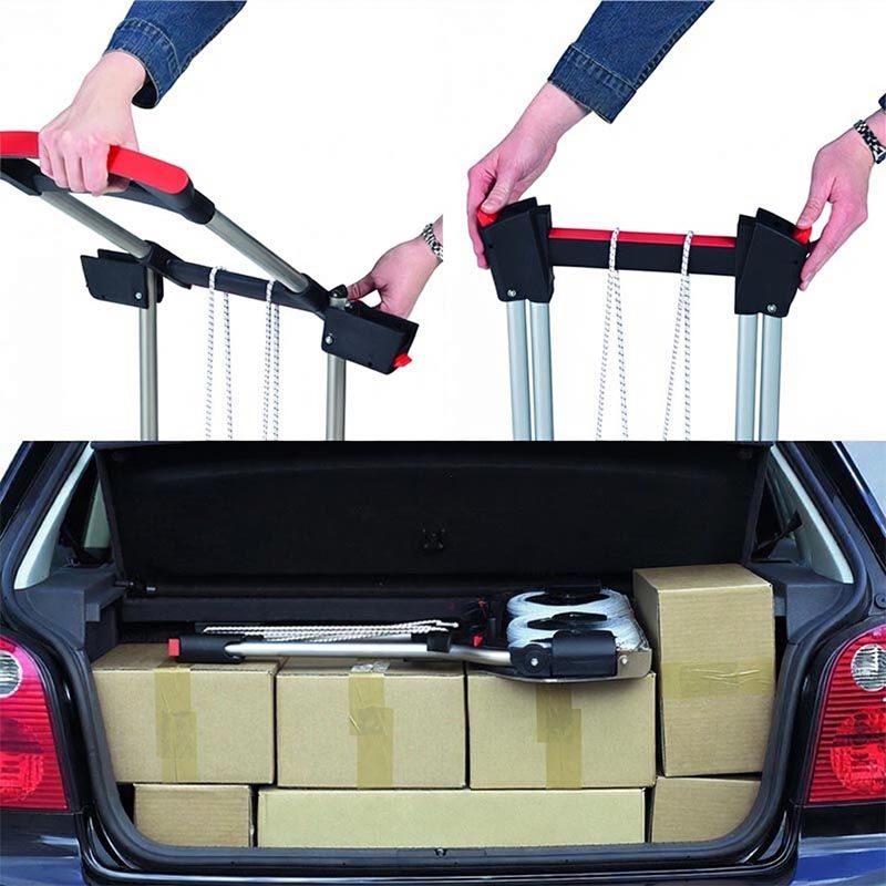 Diable de manutention dans le coffre d'une voiture