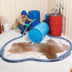 Barrage absorbant PIG® BLUE pour contenir un déversement