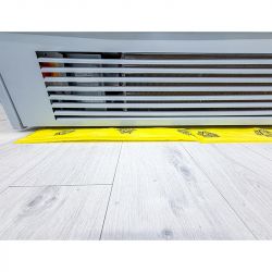 Bande absorbante SAP PIG® Essentials sous une unité de climatisation