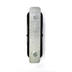 Connecteur pour plaque de roulage boulonnable