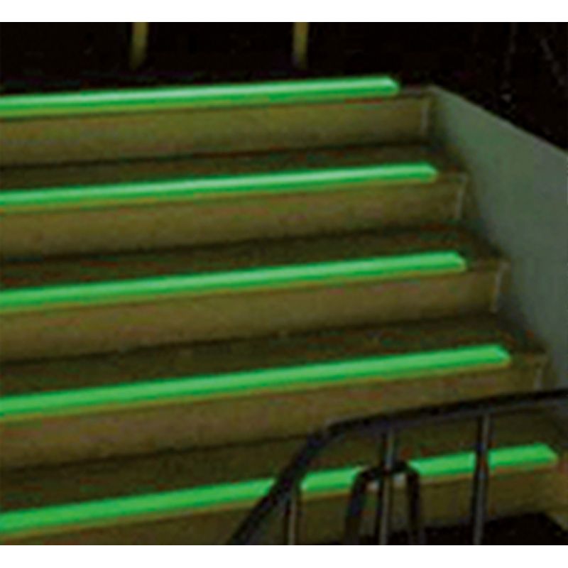 Nez de marche en aluminium antidérapant fluorescent en situation