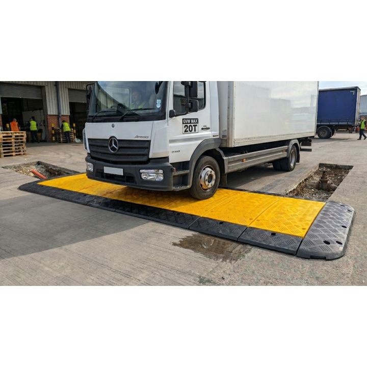 Rampe de passage pour véhicules lourds