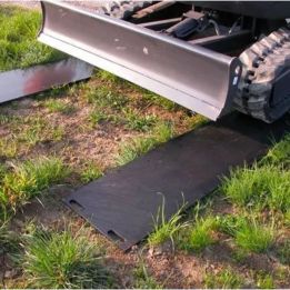 Plaque de roulage 10T en PEHD | Accès chantier BTP - Sol Direct