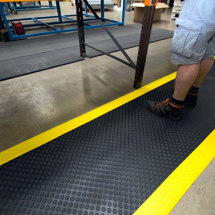 Tapis anti fatigue à surface pastillée, ORTHOMAT DOT