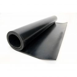 Bâche lisse en caoutchouc nitrile noir multi-usage pour protéger sol et surface. Bâches en caoutchouc à applications multiples.