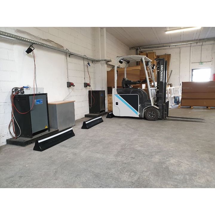 Butée de parking spécial chariot élévateur