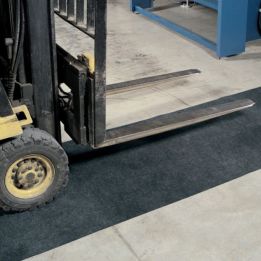 Rouleau tapis absorbant trafic pédestre intense et chariot élévateur