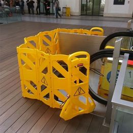 Barrière d'intervention mobile Rubbermaid