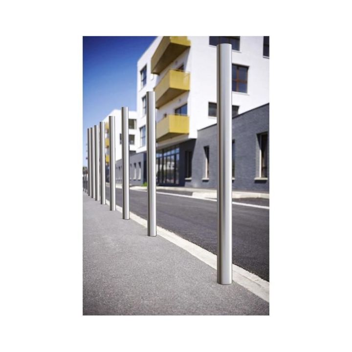 Poteau urbain en inox